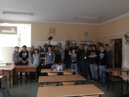 Klasa 1E z Leszkiem Ankutowiczem i Maciejem Sonnekiem 